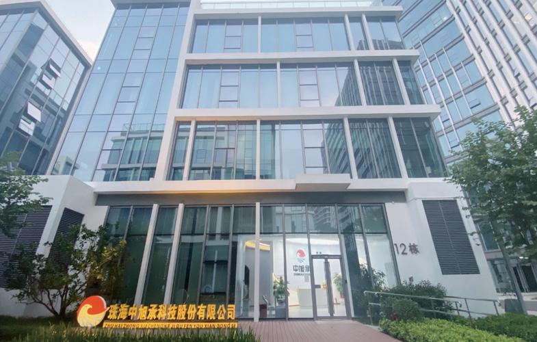 技术赋能，共创智能未来 技术咨询与人工智能软件开发的融合之道
